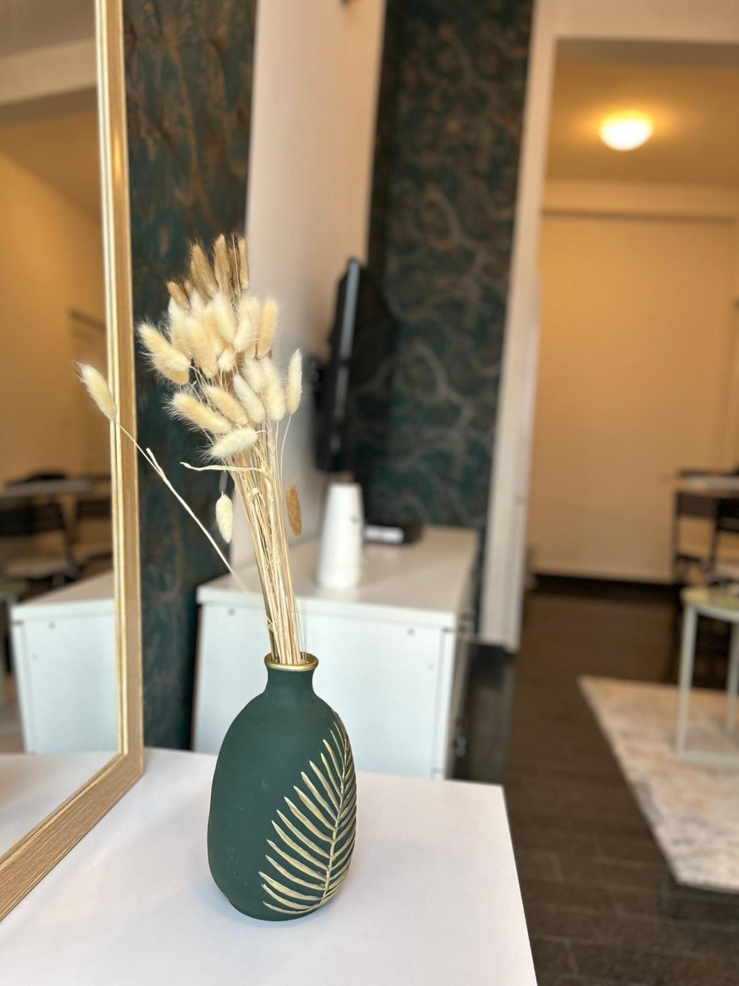 Apartments City Zone موستار المظهر الخارجي الصورة